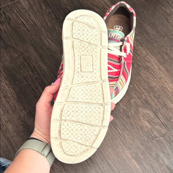 Ariat Aztec Hilo’s - Picture 2 of 3